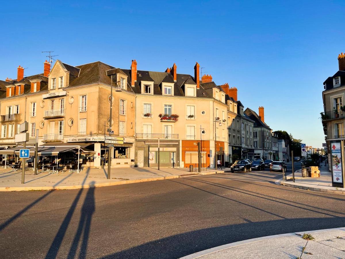 Duplex Renove Vue Sur La Loire Apartamento